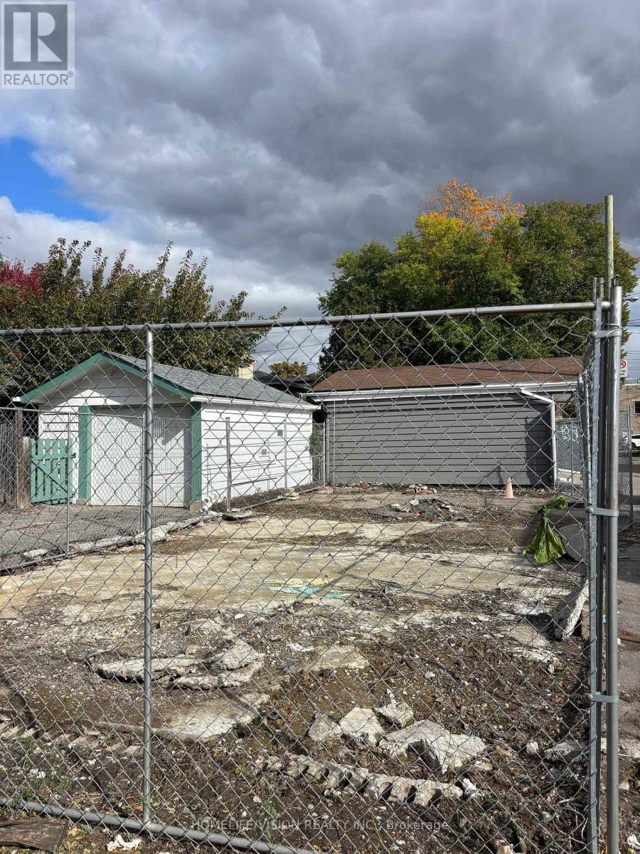 0 SUTHERLAND DRIVE, Toronto, Ontario