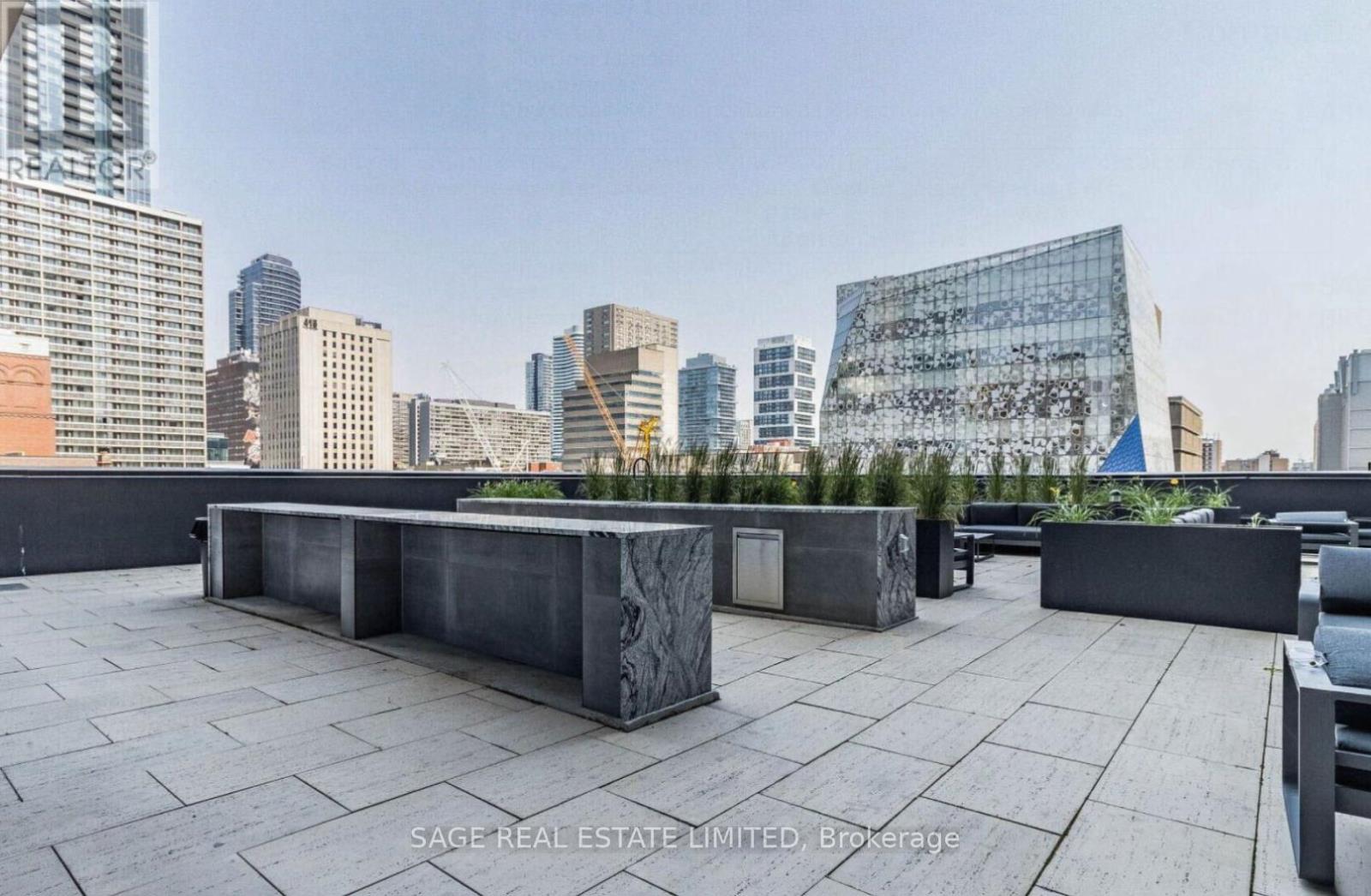 2319 - 20 Edward Street, Toronto, Ontario  M5G 0C5 - Photo 27 - C12523392