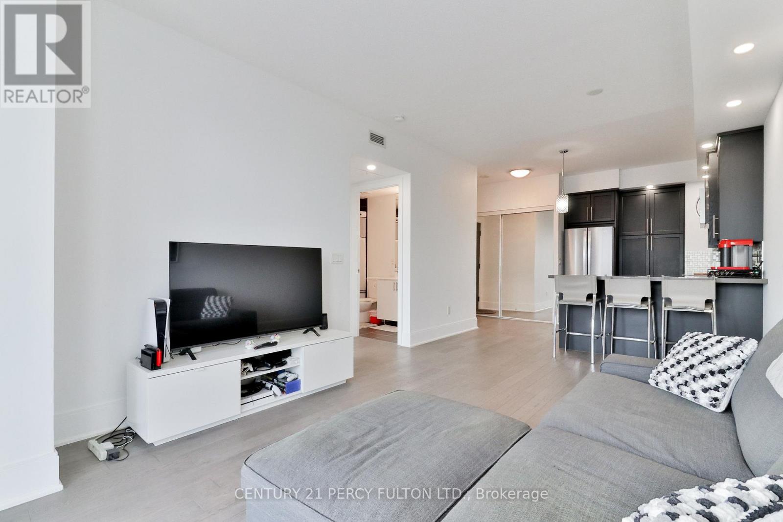 1201 - 181 Wynford Drive, Toronto, Ontario  M3C 0C6 - Photo 12 - C12523412