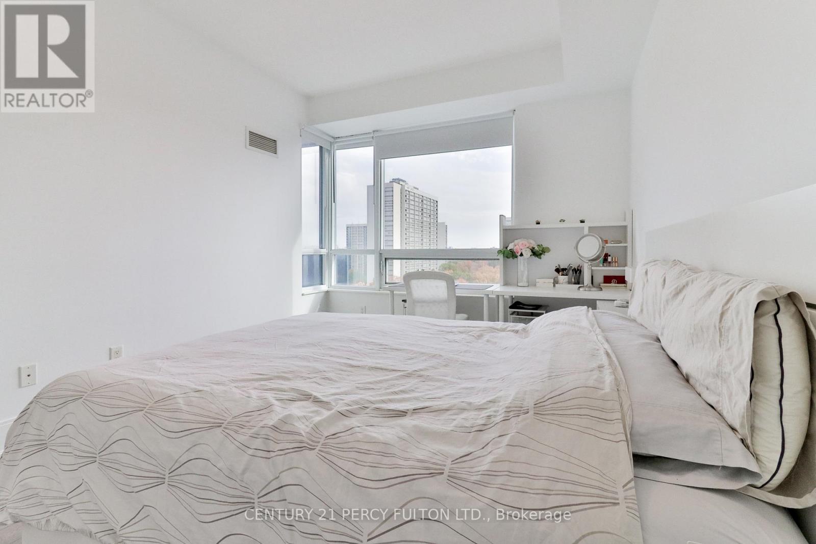 1201 - 181 Wynford Drive, Toronto, Ontario  M3C 0C6 - Photo 15 - C12523412