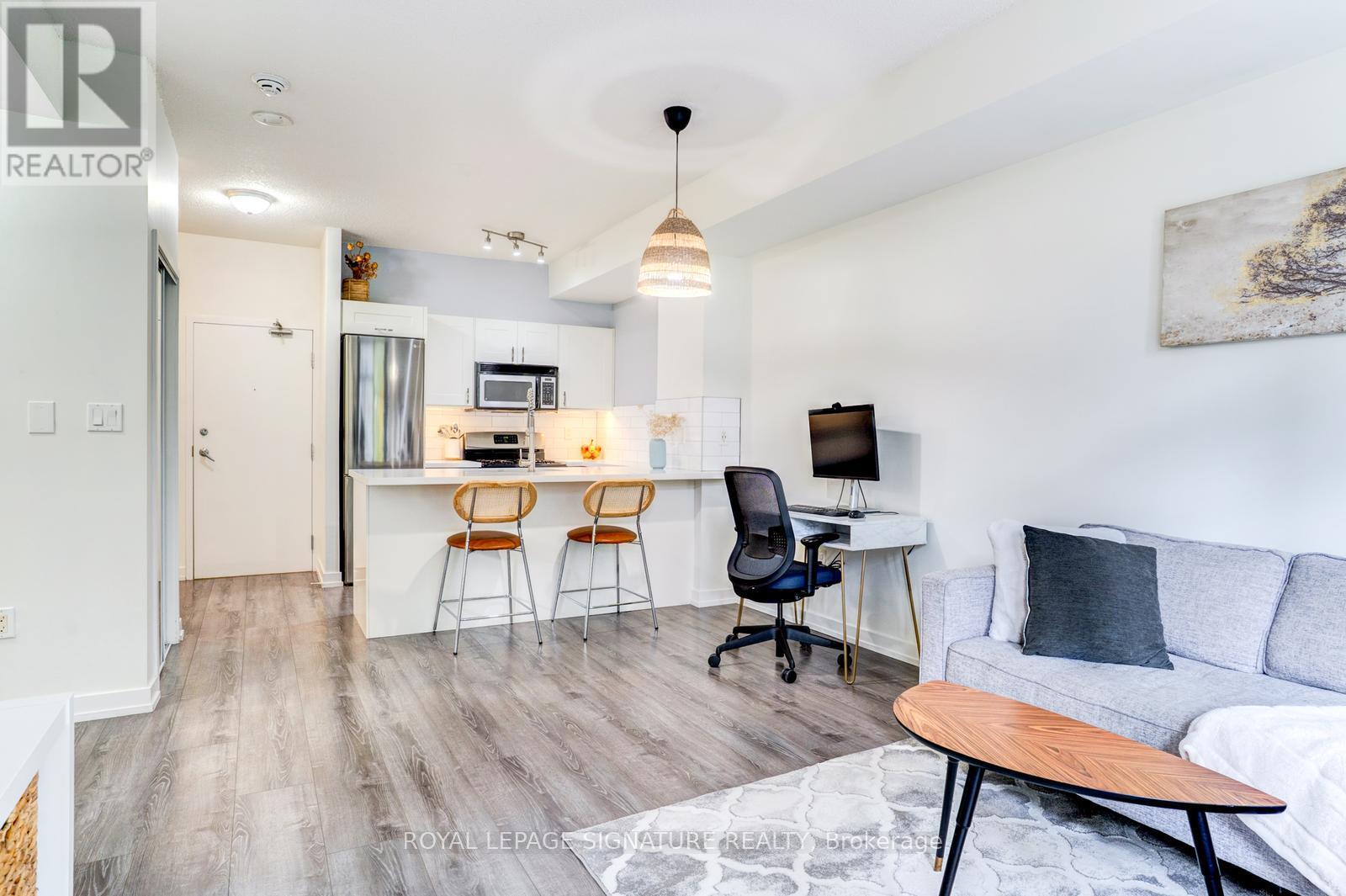 M09 - 9 Spadina Avenue, Toronto, Ontario  M5V 3V5 - Photo 6 - C12523454