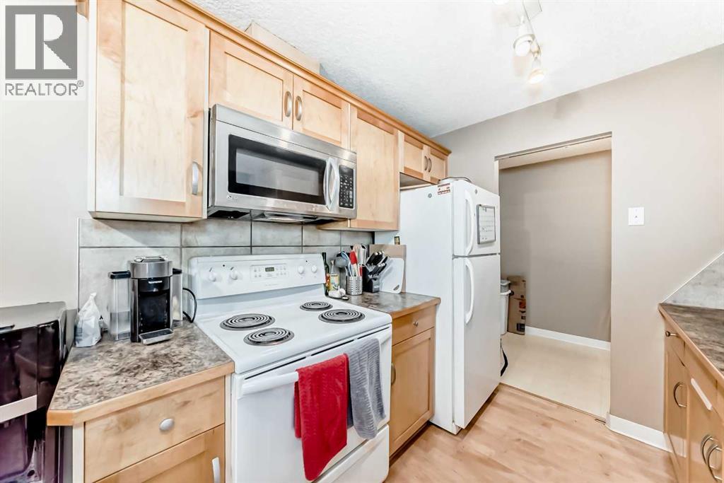 Property at 3207, 13045 6 Street SW image 2