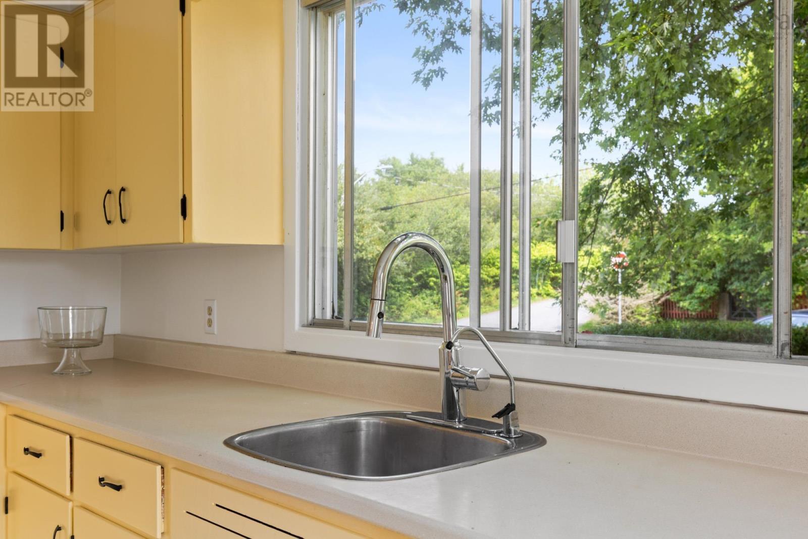 1 Shore Road, Herring Cove, Nova Scotia  B3V 1G6 - Photo 12 - 202527460