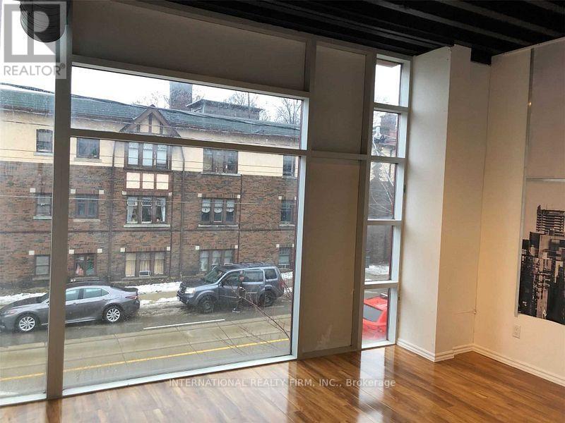 2 - 2252 QUEEN STREET E, Toronto, Ontario