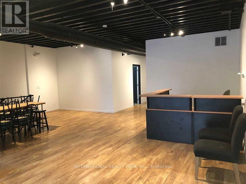 2 - 2252 Queen Street E, Toronto, Ontario  M4E 1G2 - Photo 2 - E12523238