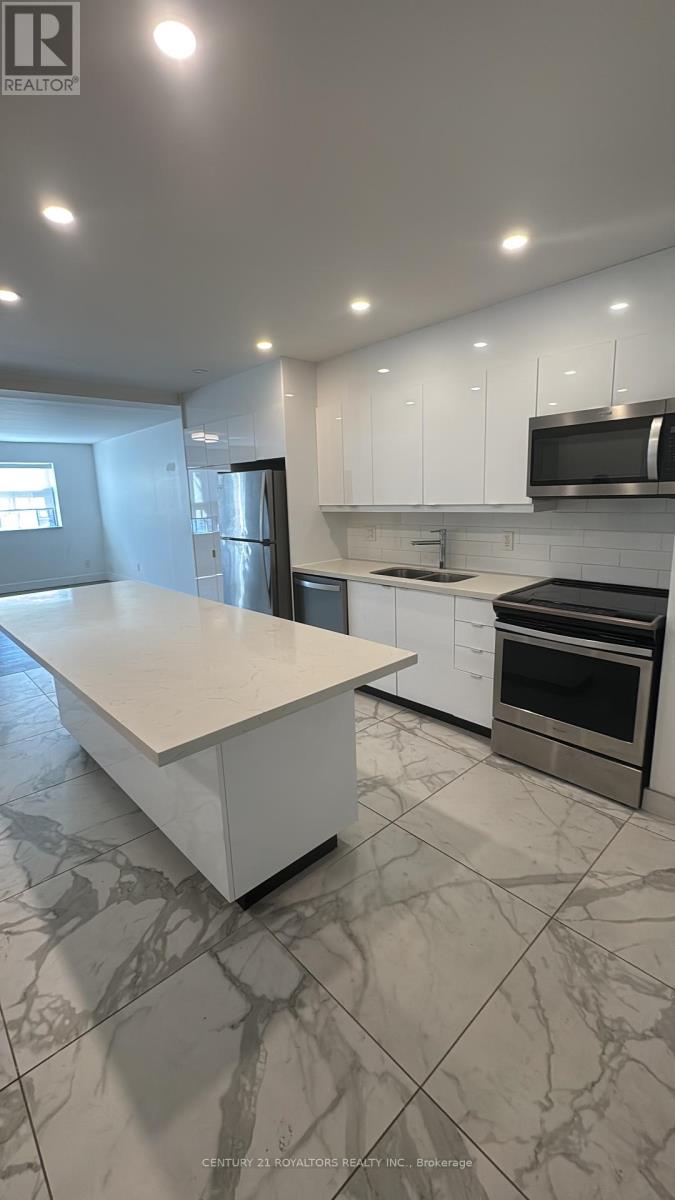 1 - 792 O'connor Drive, Toronto, Ontario  M4B 2S6 - Photo 7 - E12523258