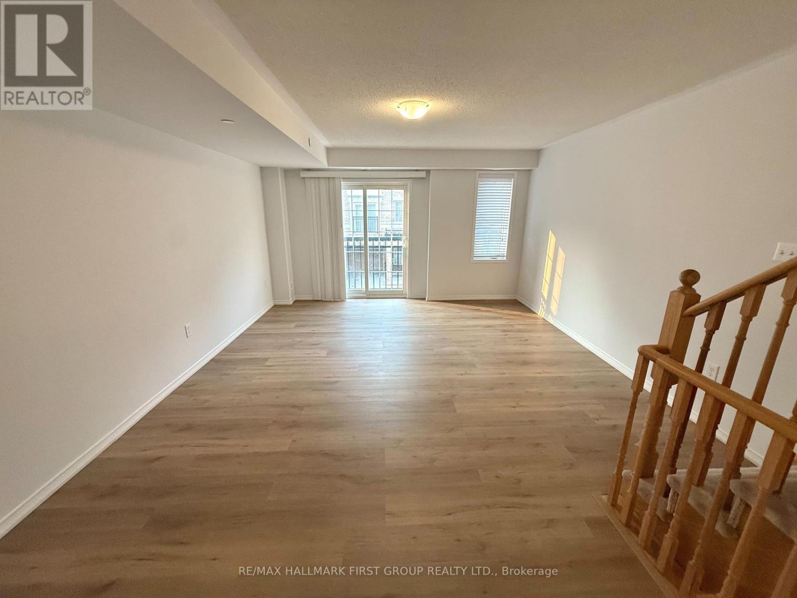 95 Sarita Path, Oshawa, Ontario  L1L 0K7 - Photo 6 - E12523300