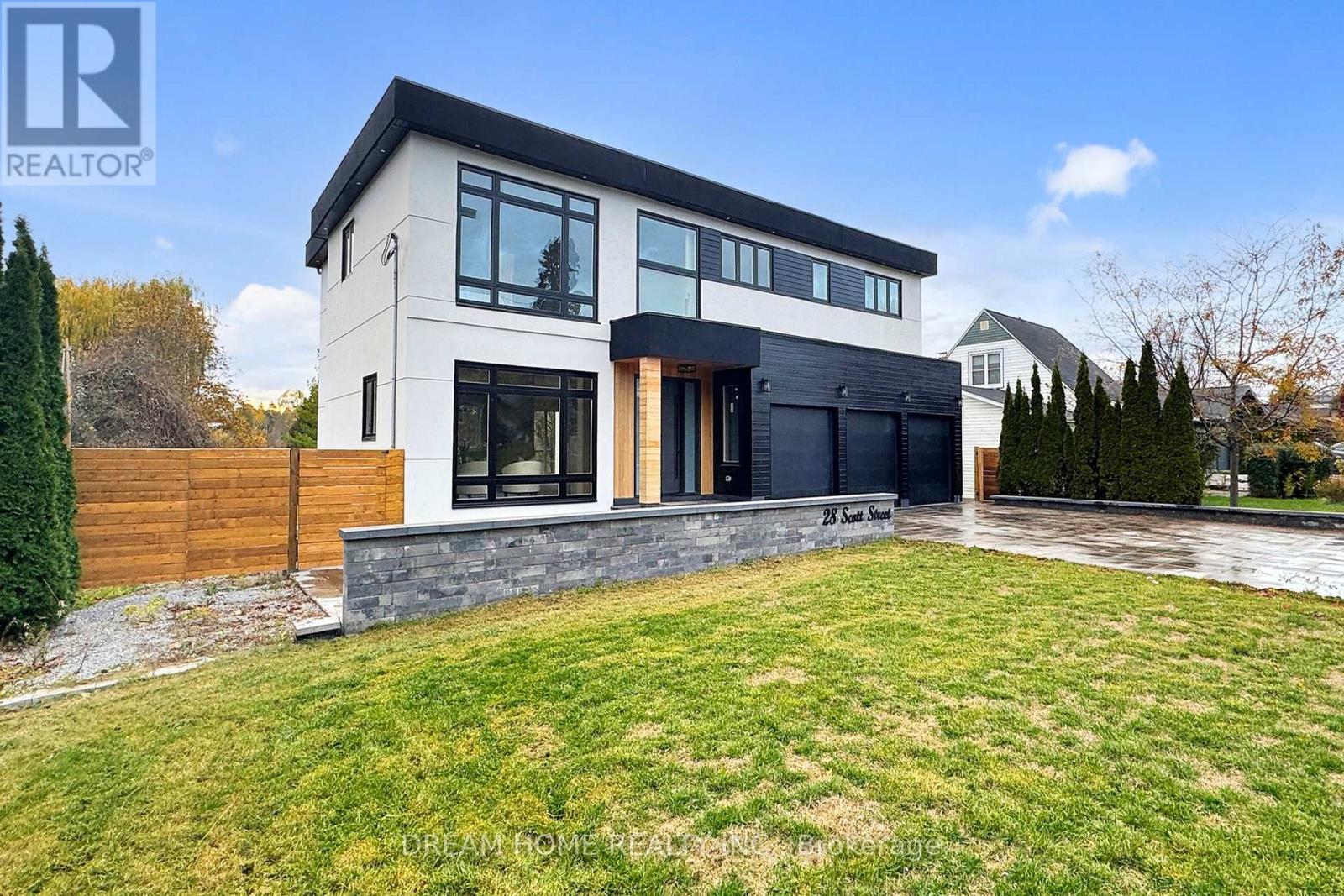 28 Scott Street, Whitby, Ontario  L1N 3L1 - Photo 4 - E12523302