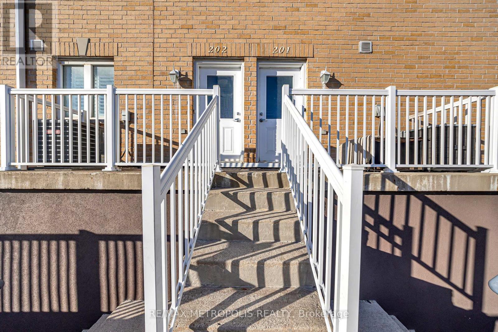 202 - 1775 Markham Road, Toronto, Ontario  M1B 2Z7 - Photo 5 - E12523380