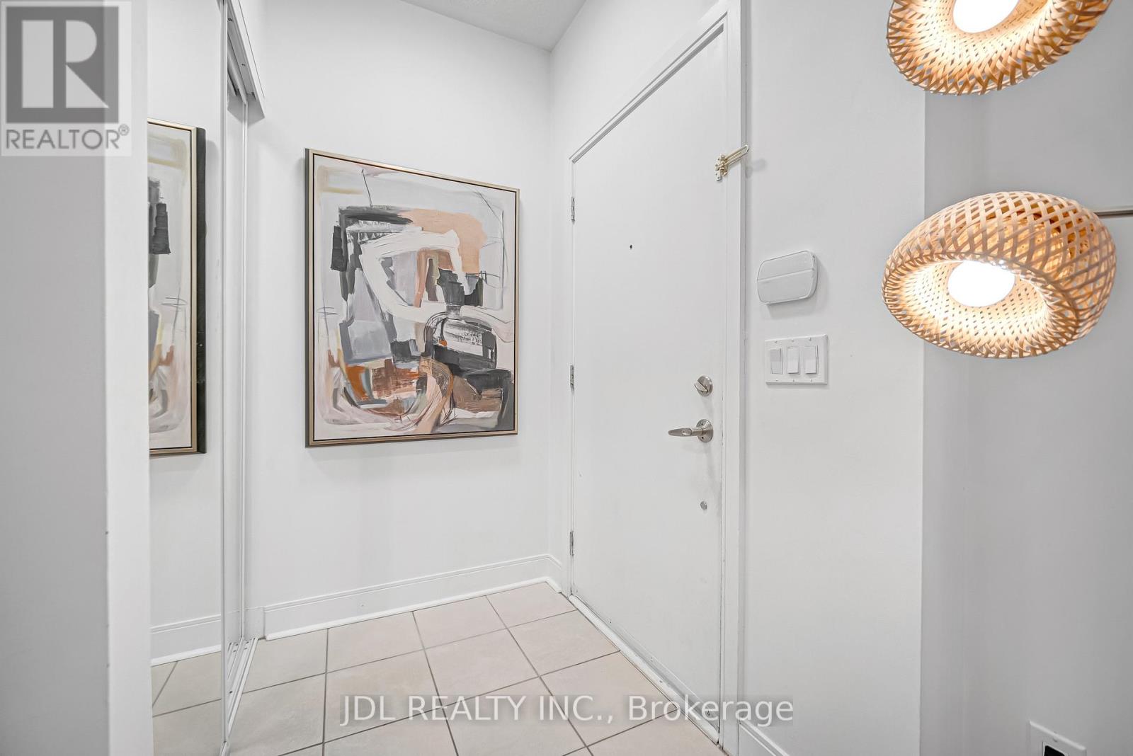 20 - 290 Village Green Square, Toronto, Ontario M1S 0L1 - Photo 3 - E12523394