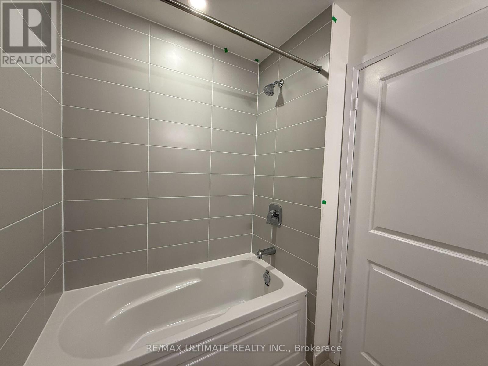 832 - 3270 Sheppard Avenue E, Toronto, Ontario  M1T 0B3 - Photo 16 - E12523438