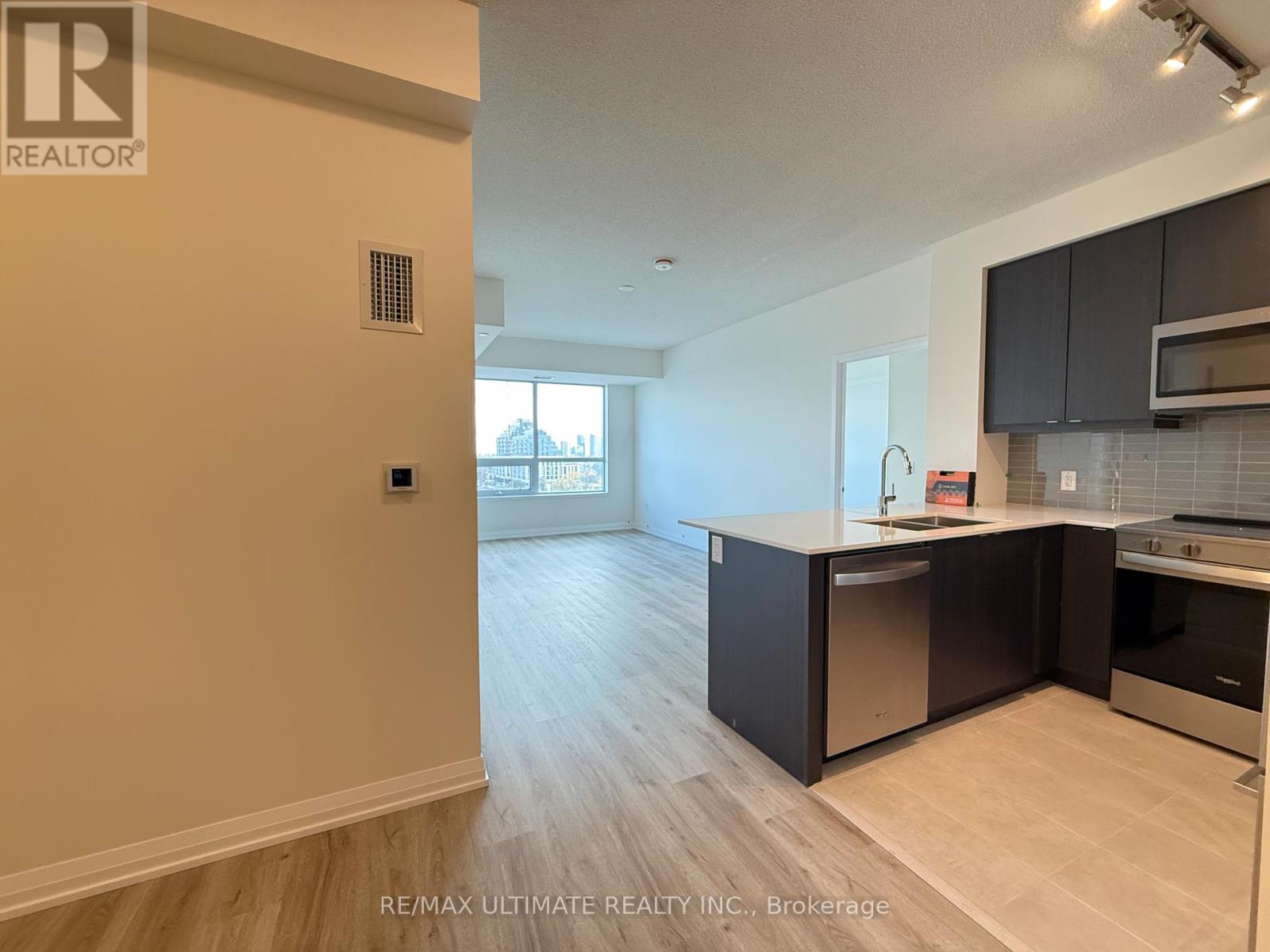832 - 3270 Sheppard Avenue E, Toronto, Ontario  M1T 0B3 - Photo 3 - E12523438