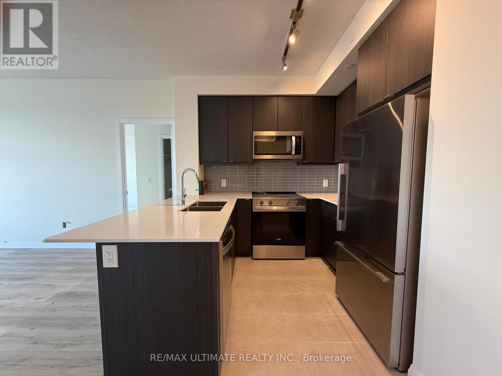 832 - 3270 Sheppard Avenue E, Toronto, Ontario  M1T 0B3 - Photo 4 - E12523438