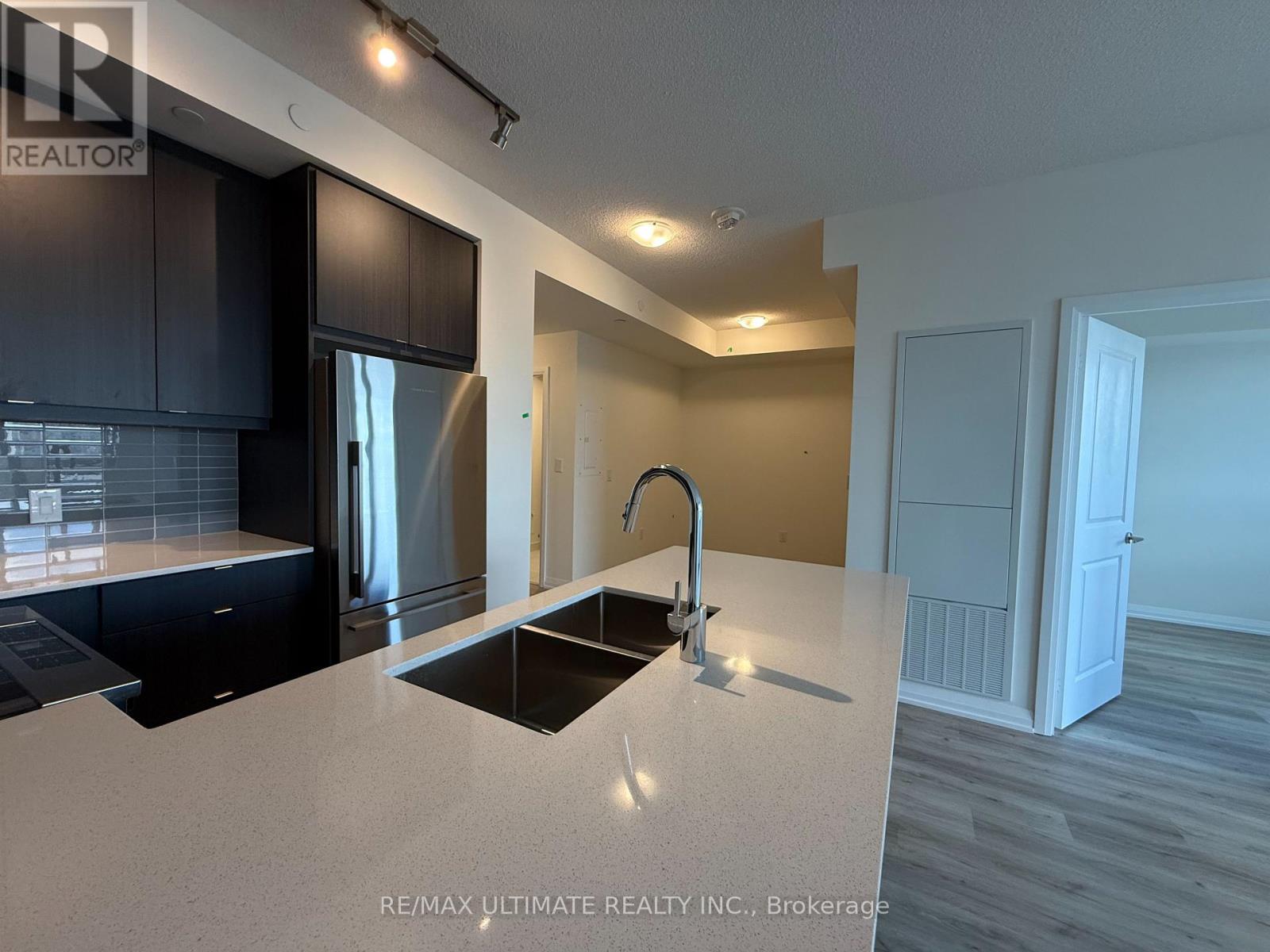 832 - 3270 Sheppard Avenue E, Toronto, Ontario  M1T 0B3 - Photo 5 - E12523438