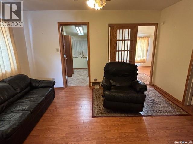 202 Poplar Avenue, Canora, Saskatchewan  S0A 0L0 - Photo 4 - SK023661
