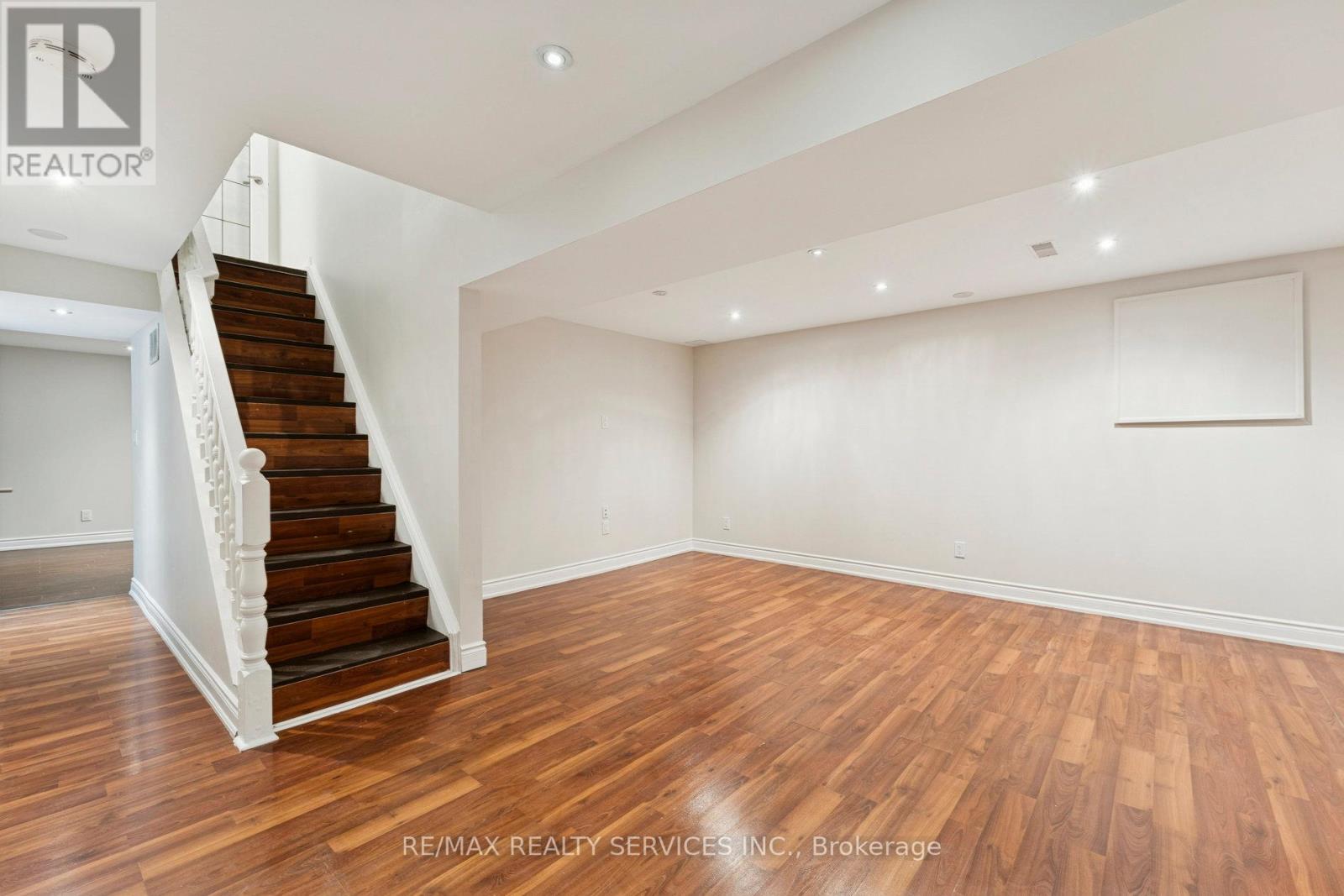 21 Majestic Crescent, Brampton, Ontario  L6S 3N1 - Photo 30 - W12520862