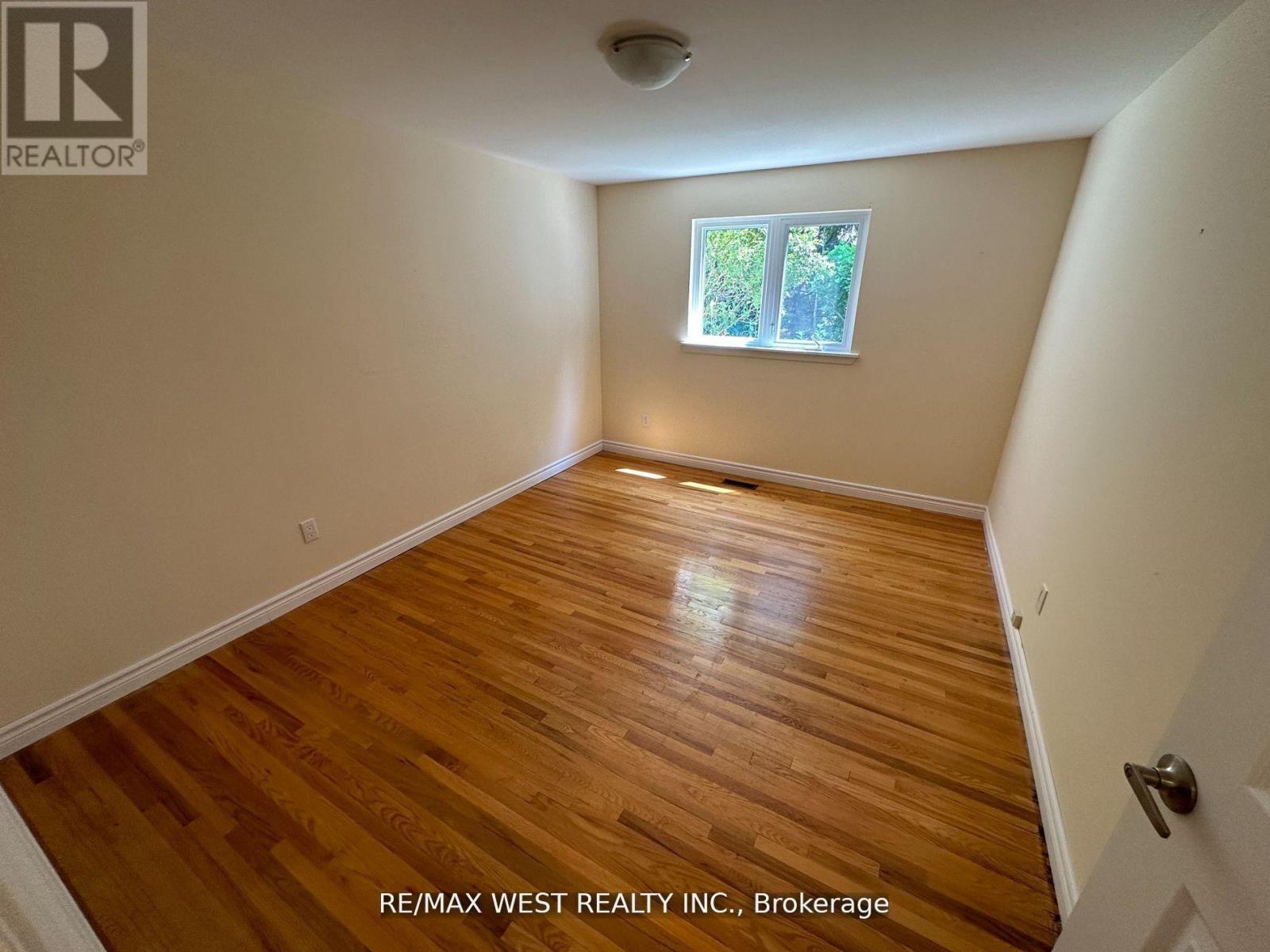 15 Tracey Drive, New Tecumseth, Ontario  L9R 1M2 - Photo 24 - N12523230