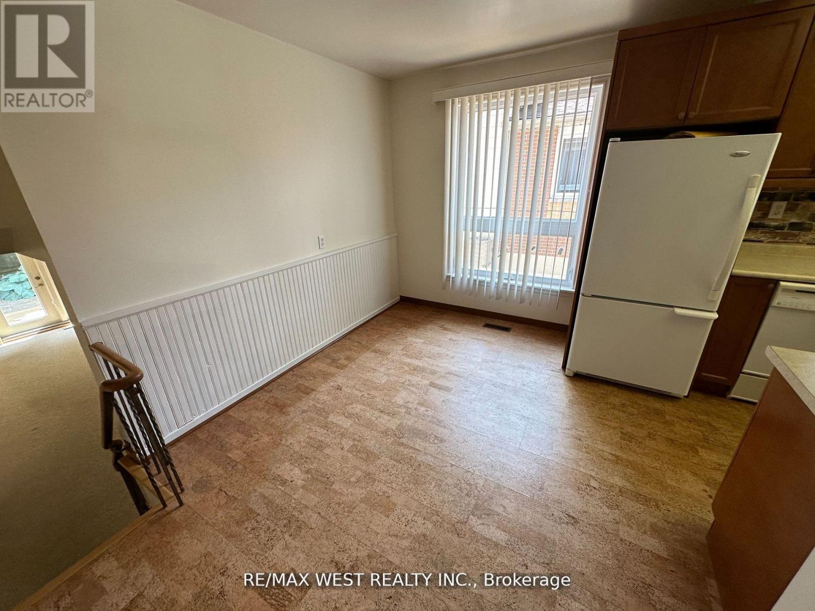 15 Tracey Drive, New Tecumseth, Ontario  L9R 1M2 - Photo 7 - N12523230