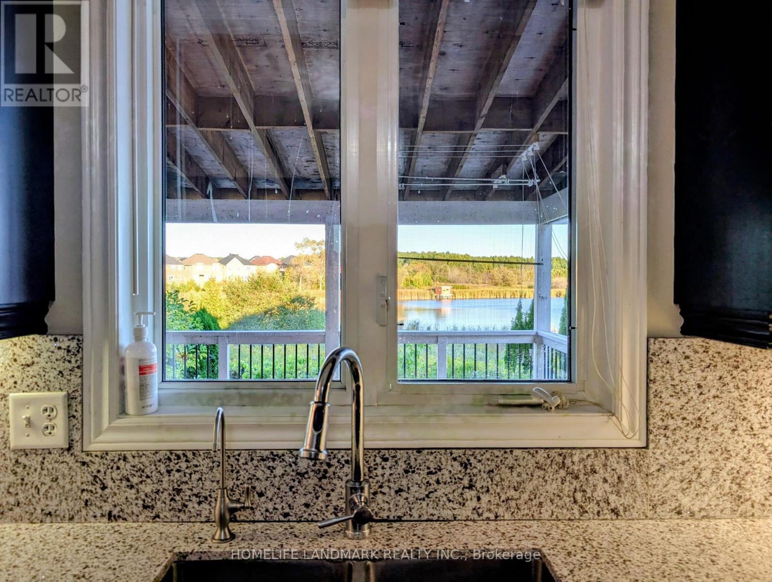 75 Pointon Street, Aurora, Ontario  L4G 0J9 - Photo 15 - N12523244