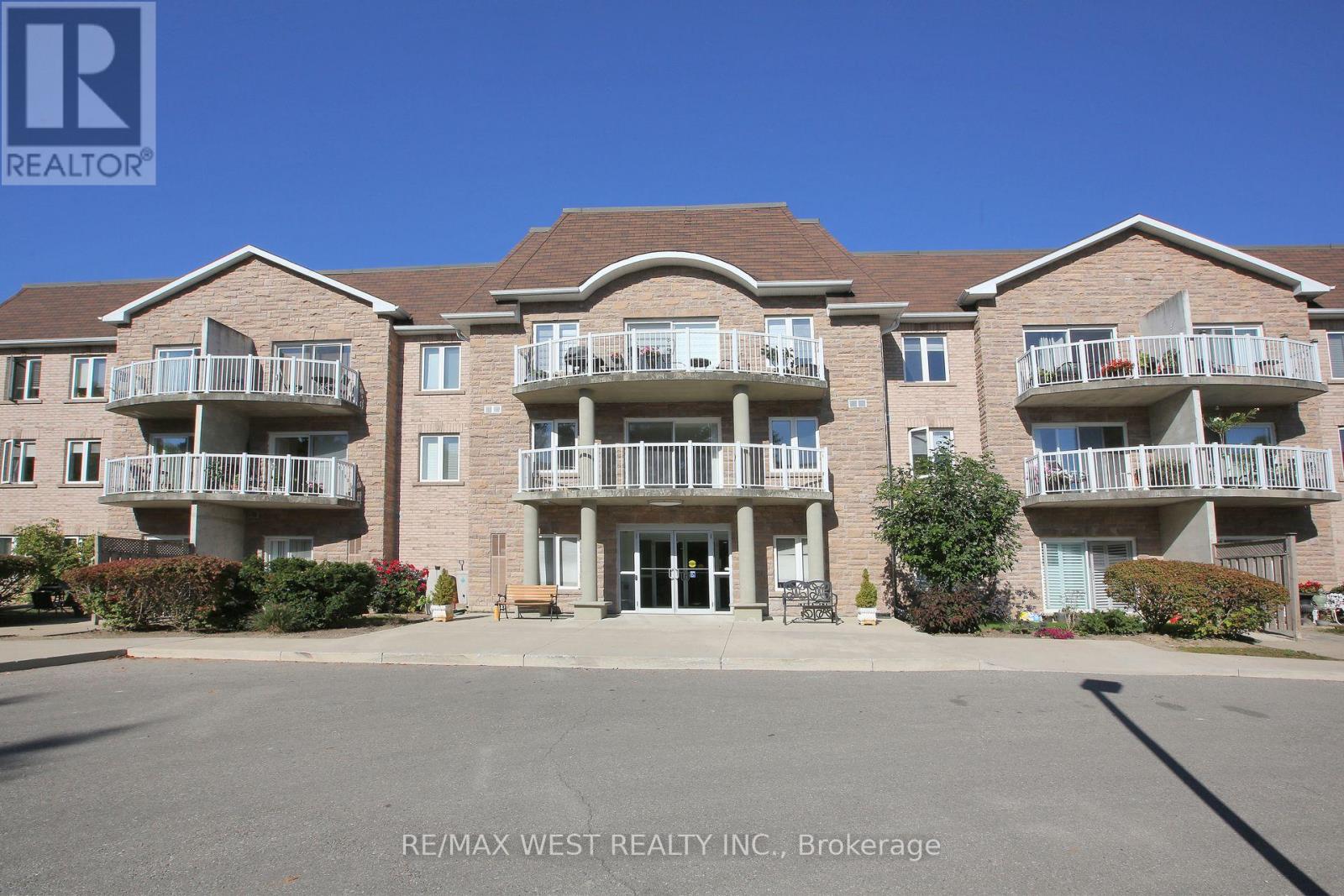 223 - 32 CHURCH STREET, King, Ontario