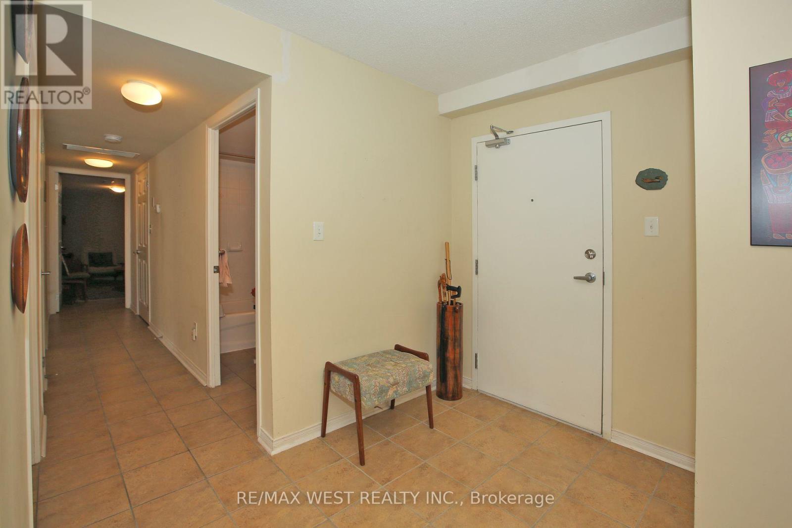 223 - 32 Church Street, King, Ontario  L0G 1T0 - Photo 2 - N12523270