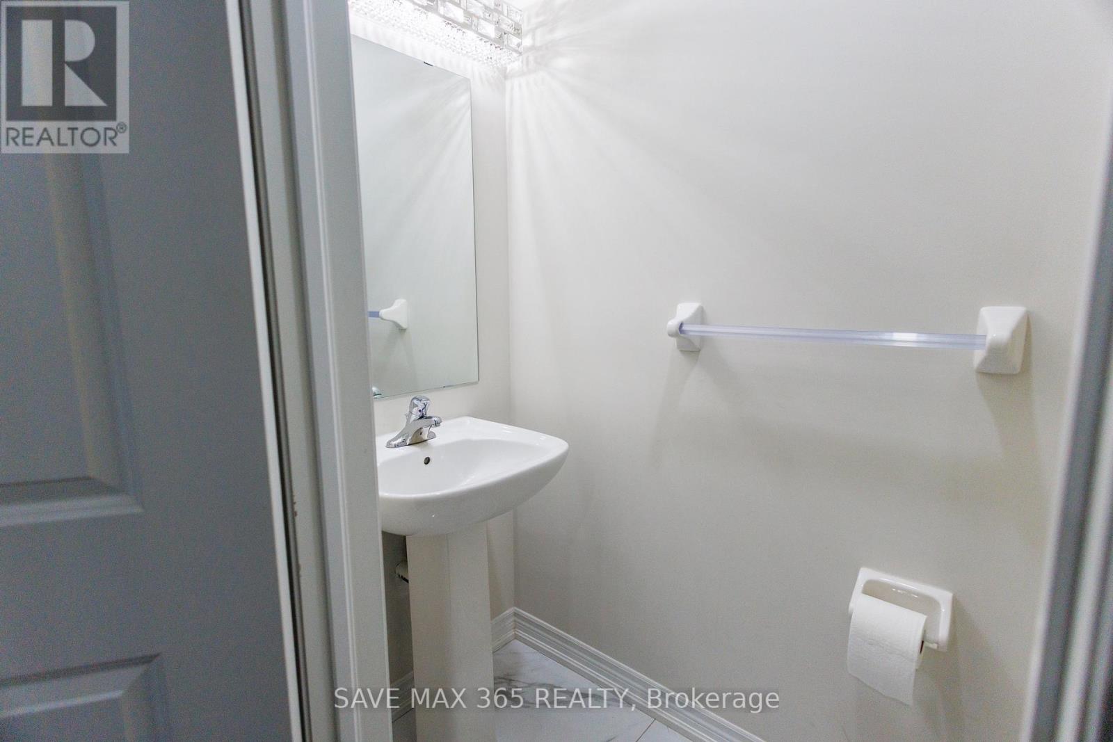 55 Canard Drive, Vaughan, Ontario  L4H 5C4 - Photo 11 - N12523274