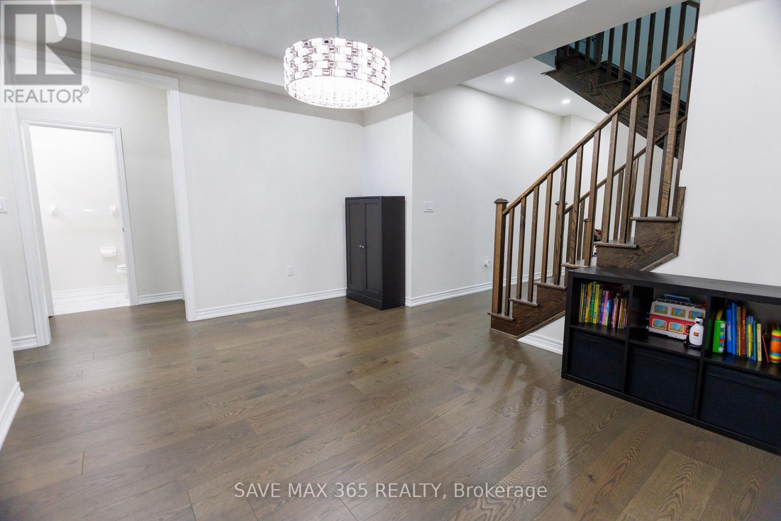 55 Canard Drive, Vaughan, Ontario  L4H 5C4 - Photo 14 - N12523274