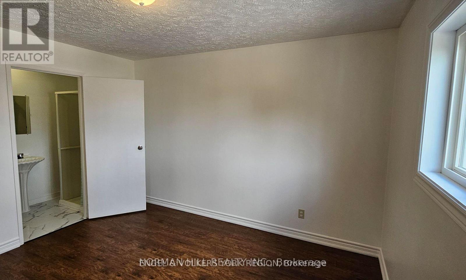 2 - 86 Curtis Street, Essa, Ontario  L0M 1B2 - Photo 17 - N12523286