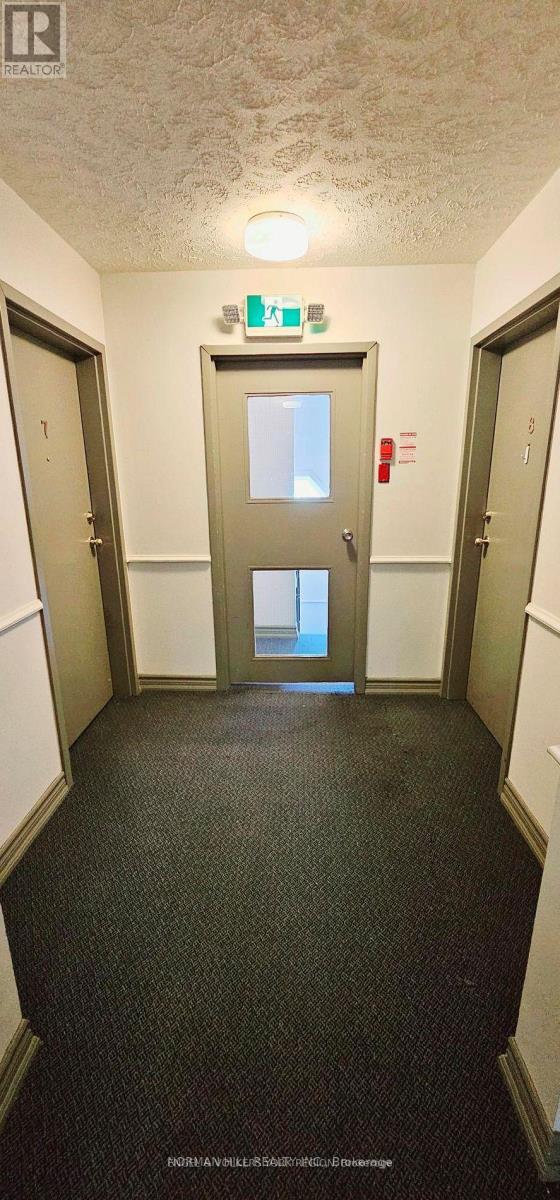 2 - 86 Curtis Street, Essa, Ontario  L0M 1B2 - Photo 6 - N12523286