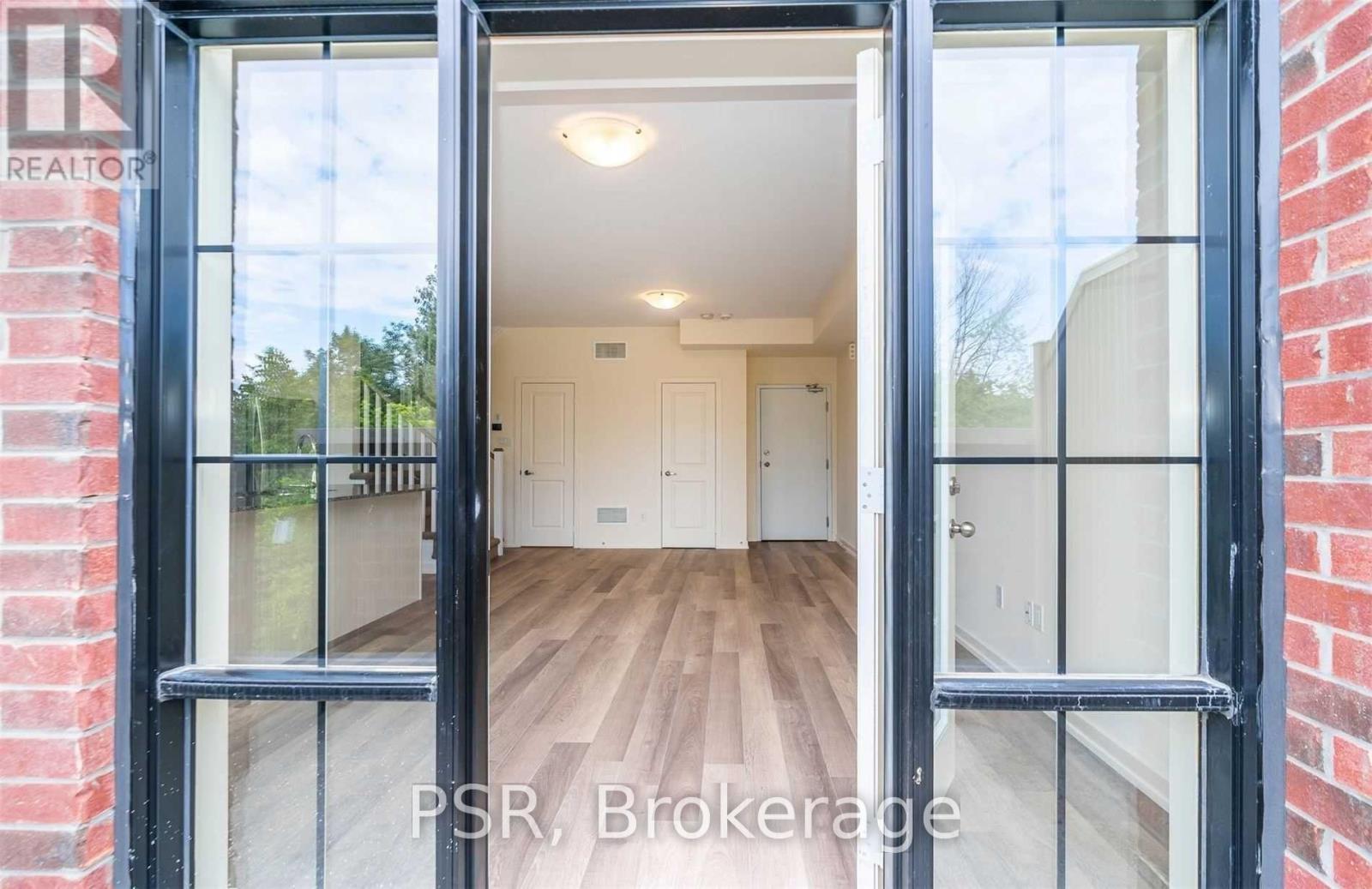 449 - 18 Whitaker Way, Whitchurch-Stouffville, Ontario  L4A 4T4 - Photo 10 - N12523288