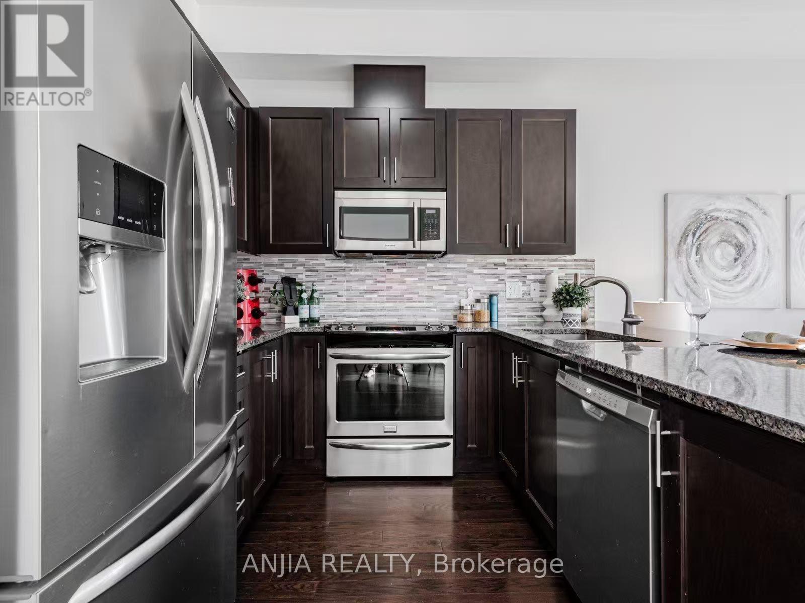 9140 Bathurst Street, Vaughan, Ontario  L4J 0K1 - Photo 14 - N12523292