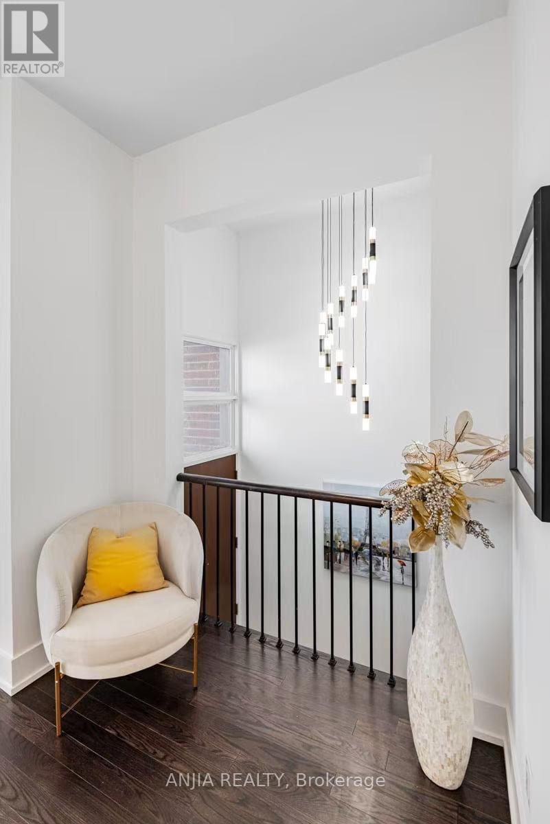 9140 Bathurst Street, Vaughan, Ontario  L4J 0K1 - Photo 17 - N12523292