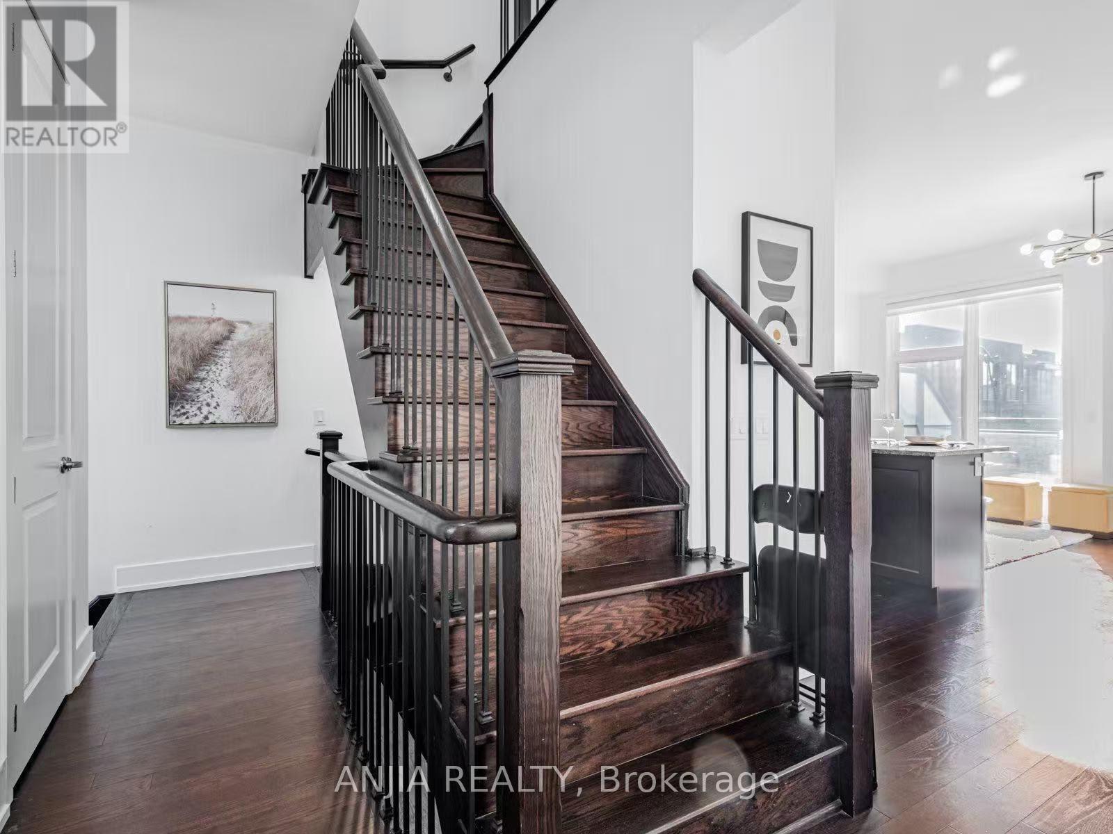 9140 Bathurst Street, Vaughan, Ontario  L4J 0K1 - Photo 3 - N12523292