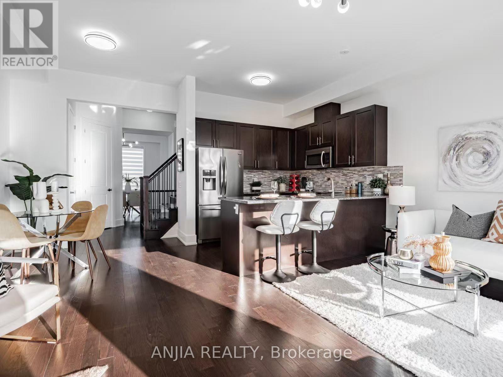 9140 Bathurst Street, Vaughan, Ontario  L4J 0K1 - Photo 7 - N12523292