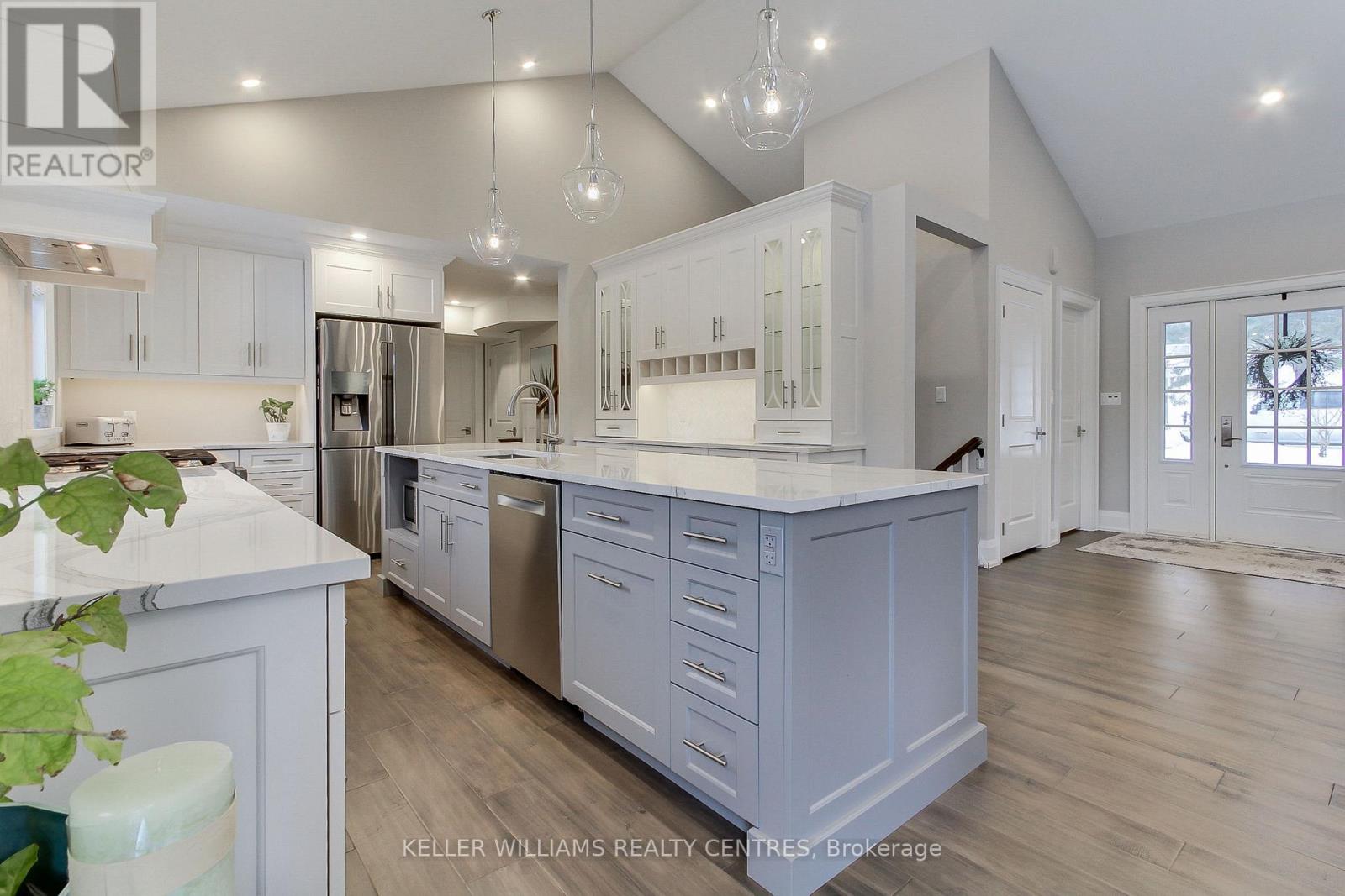 17781 Mccowan Road, East Gwillimbury, Ontario  L0G 1E0 - Photo 10 - N12523318