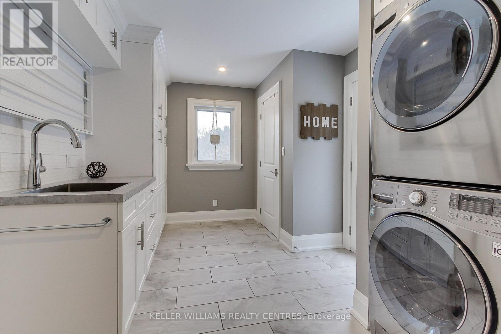 17781 Mccowan Road, East Gwillimbury, Ontario  L0G 1E0 - Photo 23 - N12523318