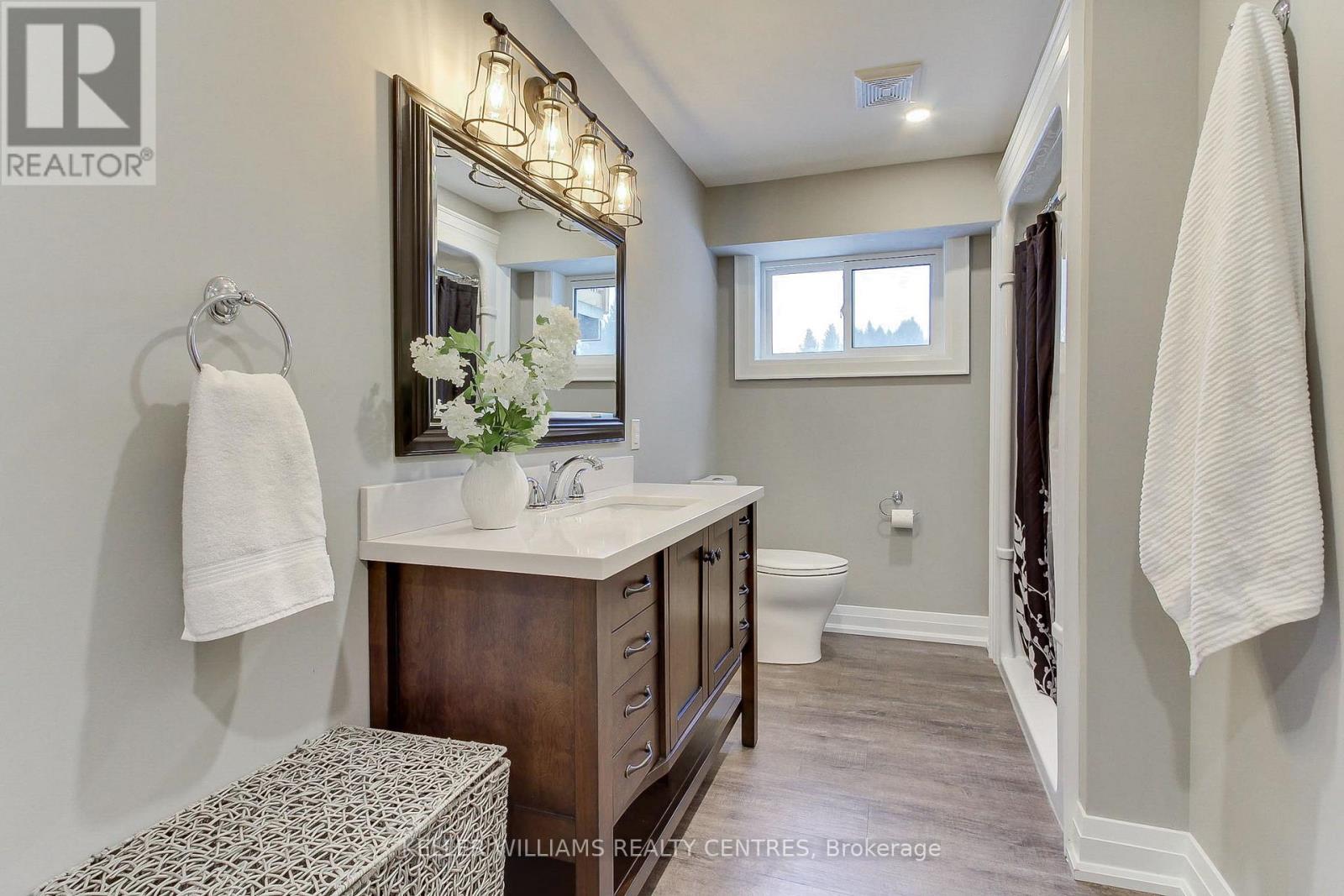 17781 Mccowan Road, East Gwillimbury, Ontario  L0G 1E0 - Photo 40 - N12523318