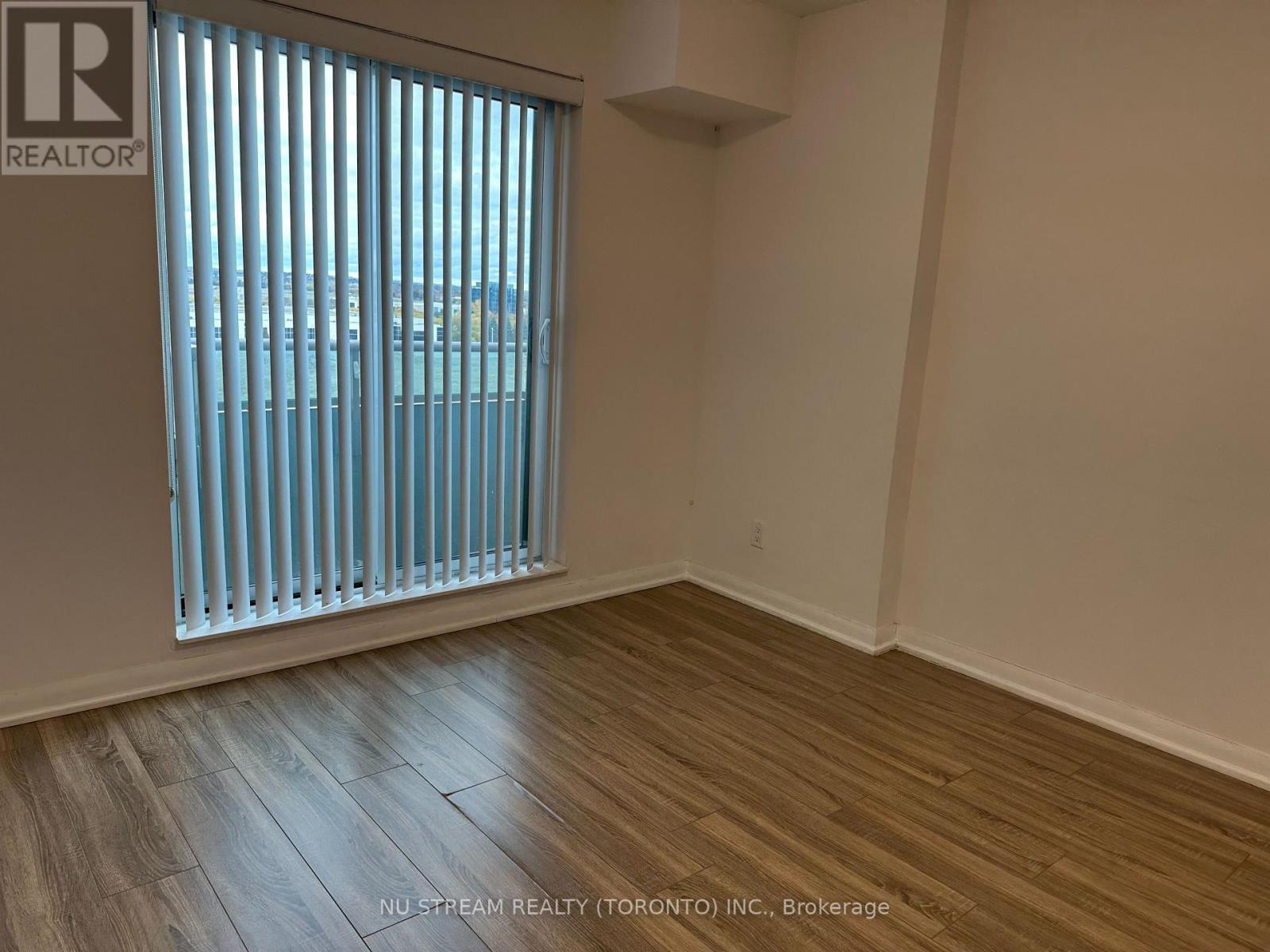 #919 - 75 Norman Bethune Avenue, Richmond Hill, Ontario  L4B 0B6 - Photo 6 - N12523430