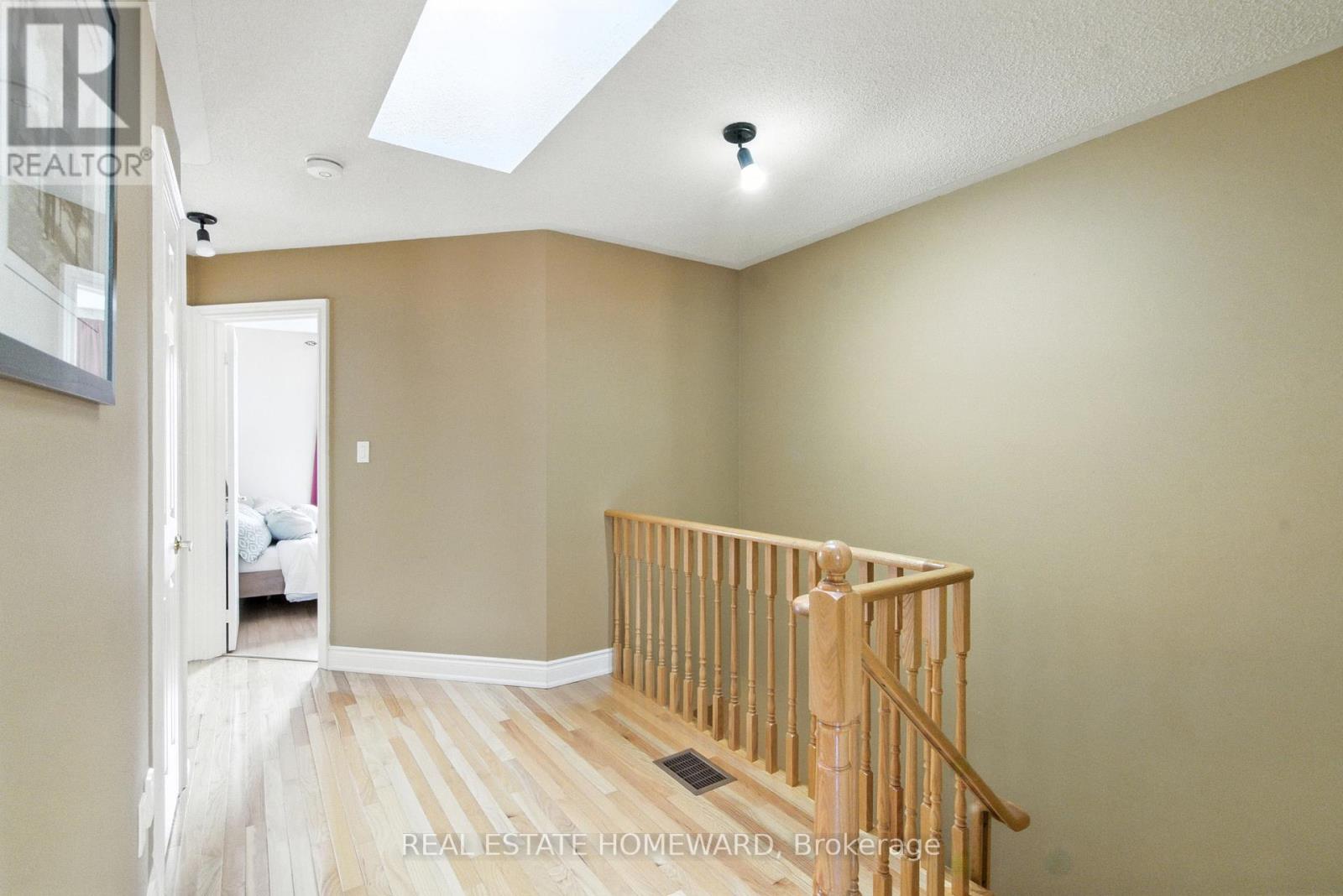 4 Isaac Devins Avenue, Vaughan, Ontario  L4L 0A4 - Photo 20 - N12523440