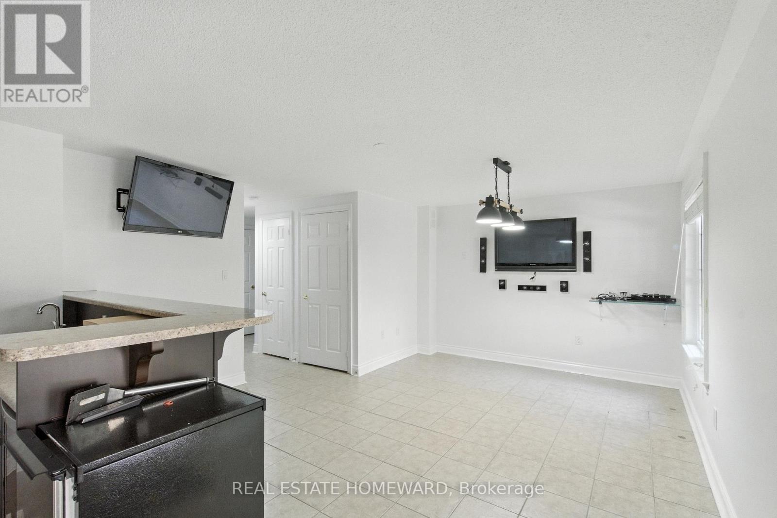 4 Isaac Devins Avenue, Vaughan, Ontario  L4L 0A4 - Photo 25 - N12523440