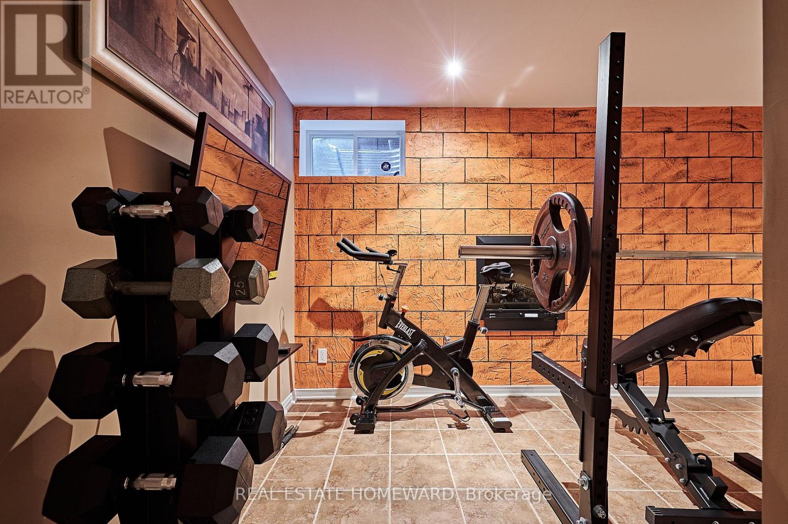 4 Isaac Devins Avenue, Vaughan, Ontario  L4L 0A4 - Photo 32 - N12523440