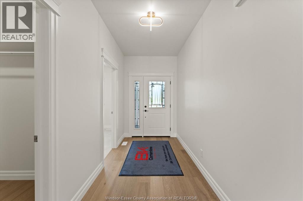 3245 Tullio Drive, Lasalle, Ontario N9H 1H3 - Photo 3 - 25028369