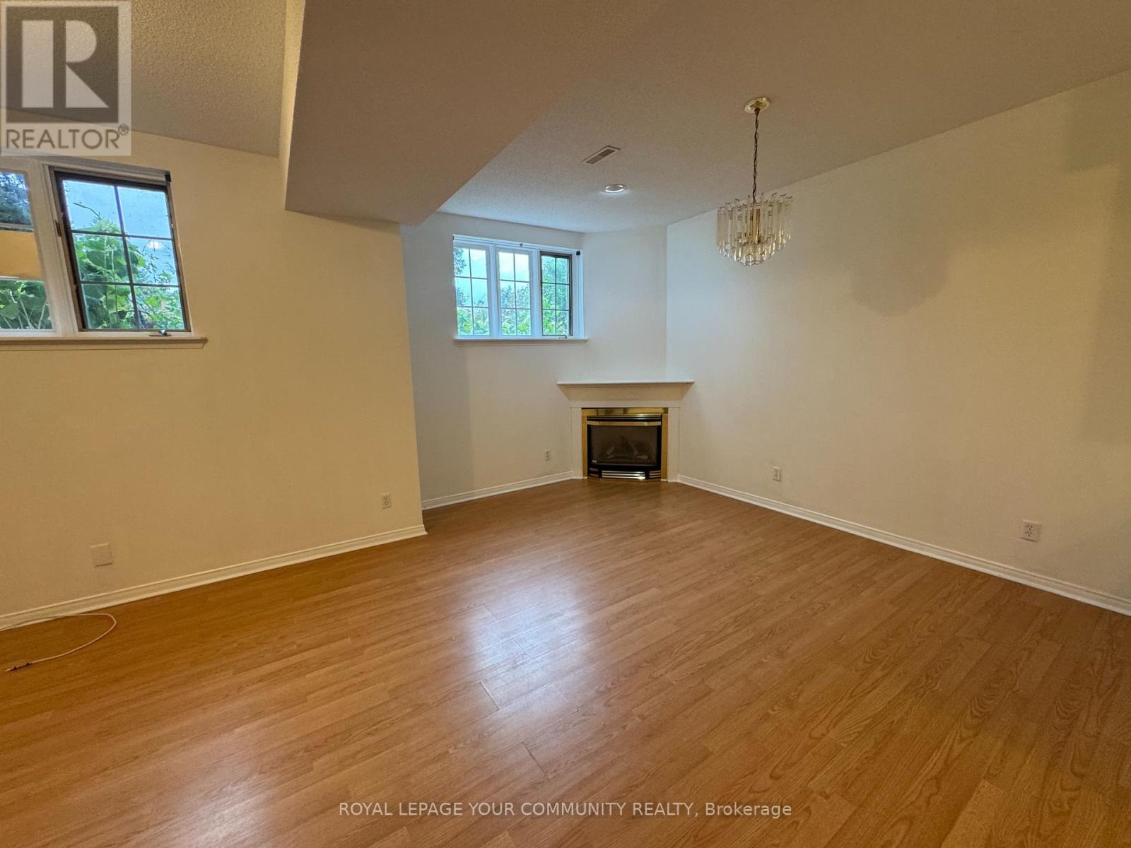 Lower - 32 Ward Drive, Barrie, Ontario  L4N 7N9 - Photo 4 - S12523382