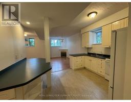 LOWER - 32 WARD DRIVE, Barrie, Ontario