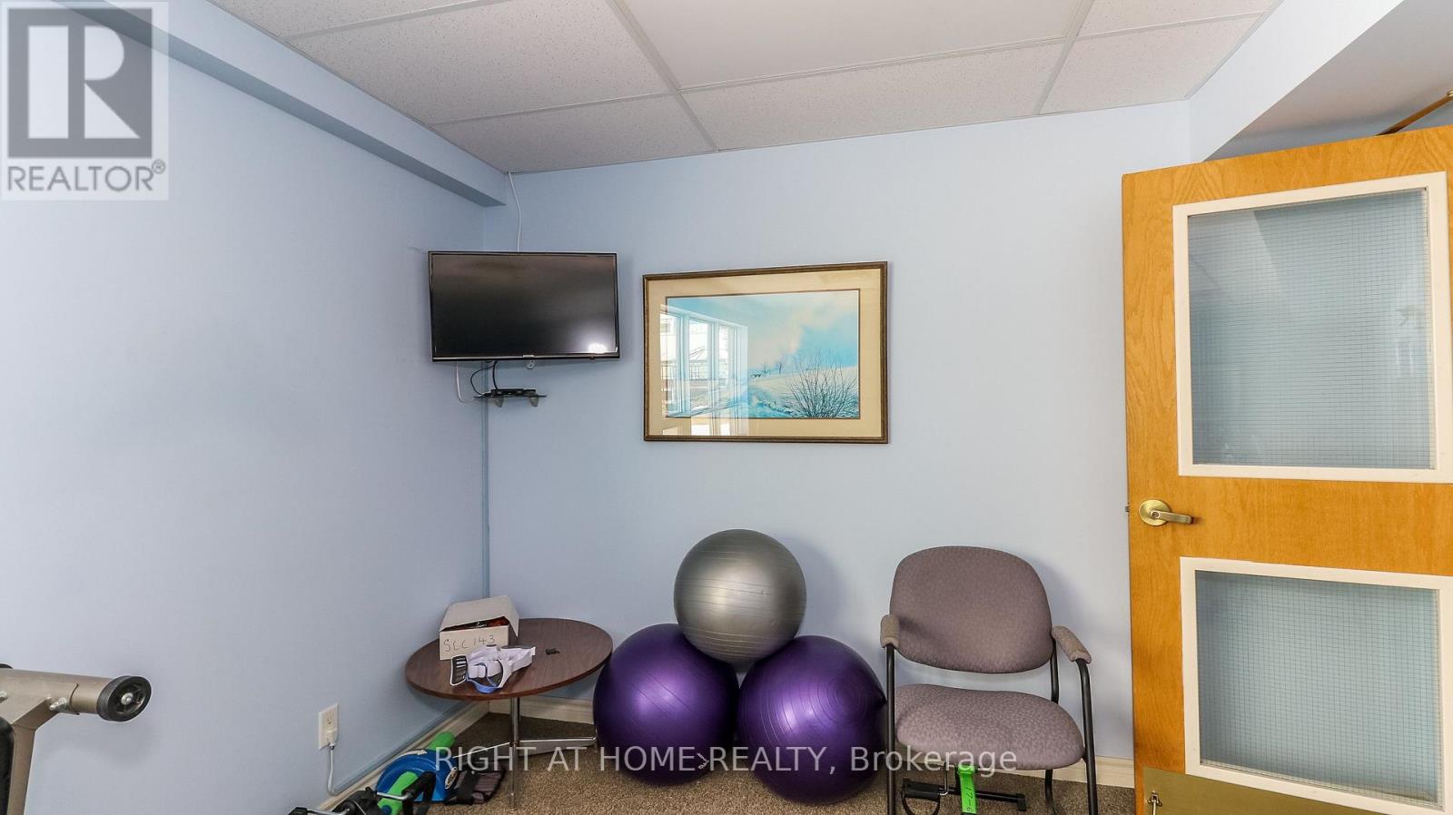 303 - 94 Dean Avenue, Barrie, Ontario  L4N 0M3 - Photo 21 - S12523446