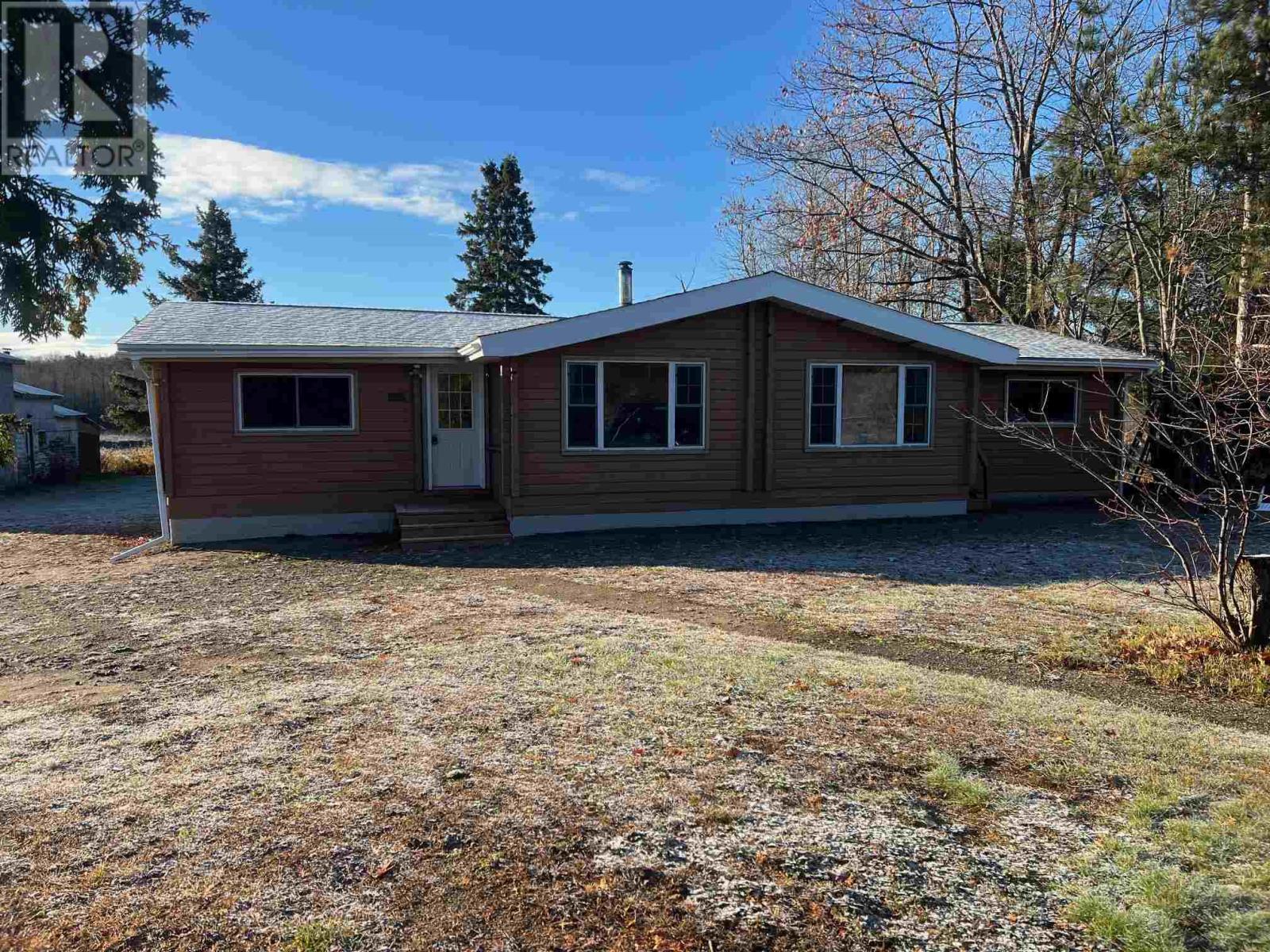 4576 Highway 17, Spragge, Ontario P0R 1K0 - Photo 1 - SM252385