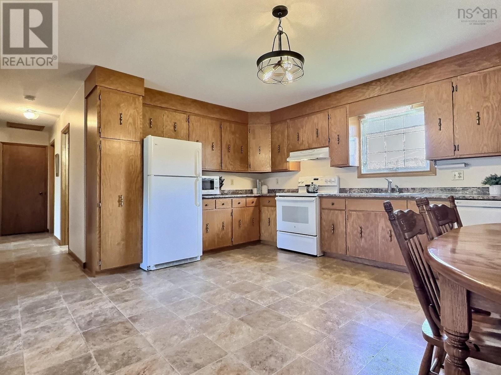 49 Barren Forks Road, Belle Marche, Chéticamp, Nova Scotia  B0E 1H0 - Photo 4 - 202525702