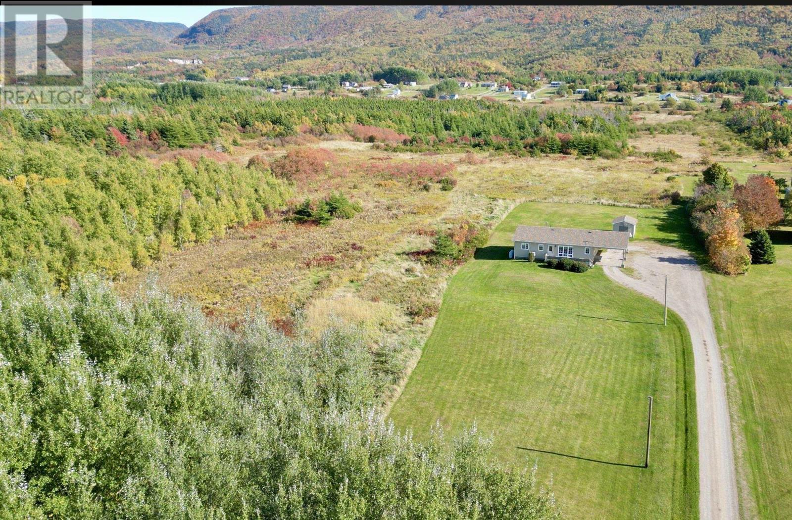 49 Barren Forks Road, Belle Marche, Chéticamp, Nova Scotia  B0E 1H0 - Photo 2 - 202525702