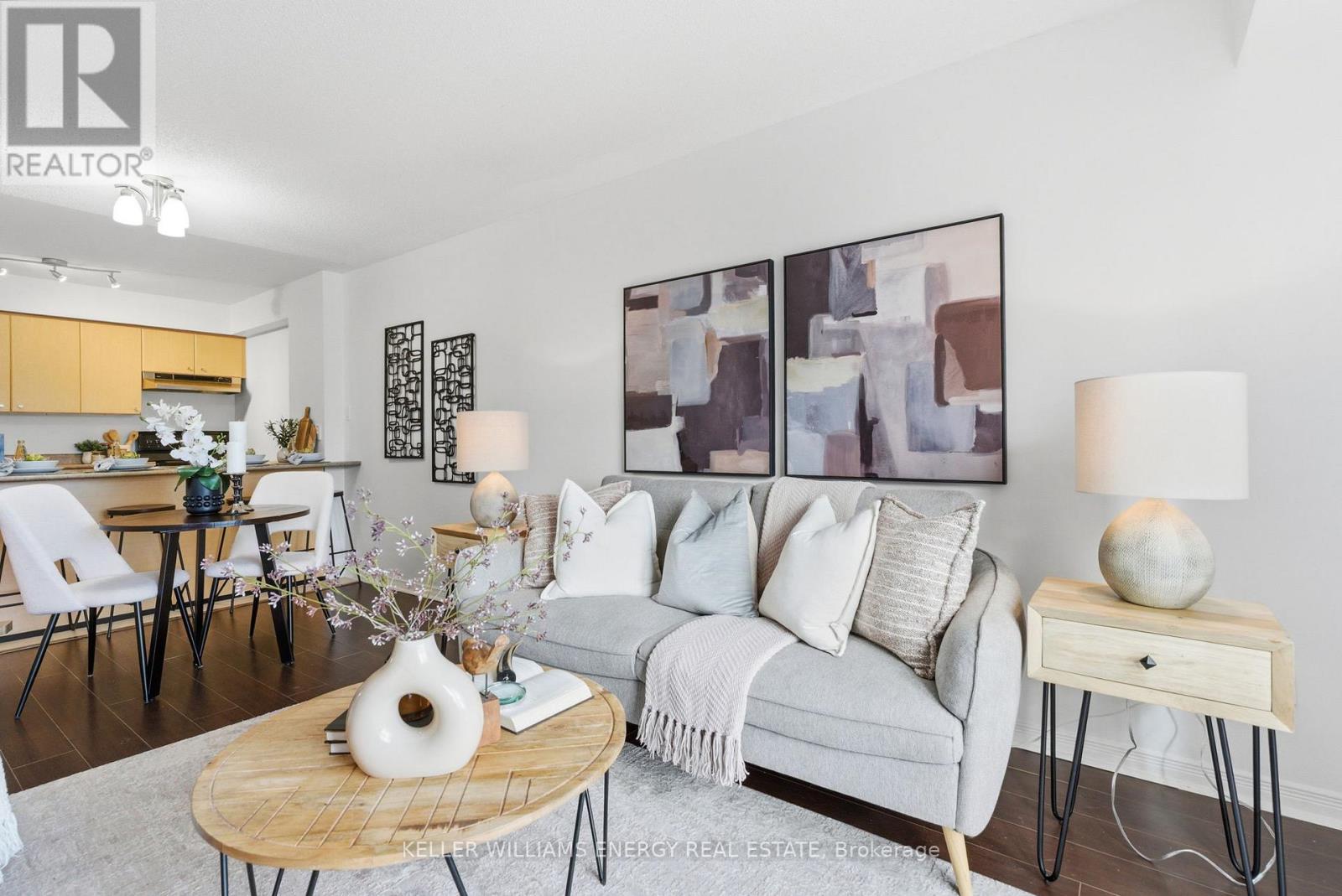 304 - 90 Aspen Springs Drive, Clarington, Ontario L1C 5N3 - Photo 11 - E12523510