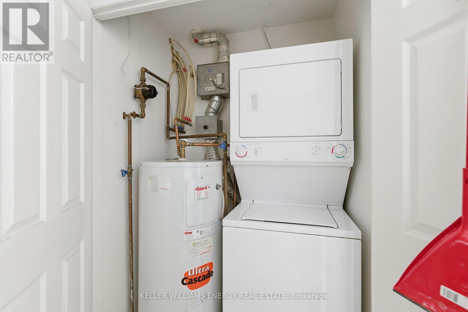 304 - 90 Aspen Springs Drive, Clarington, Ontario L1C 5N3 - Photo 17 - E12523510